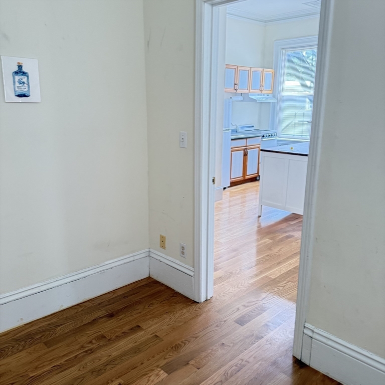 84 Ellery St, Mid-Cambridge