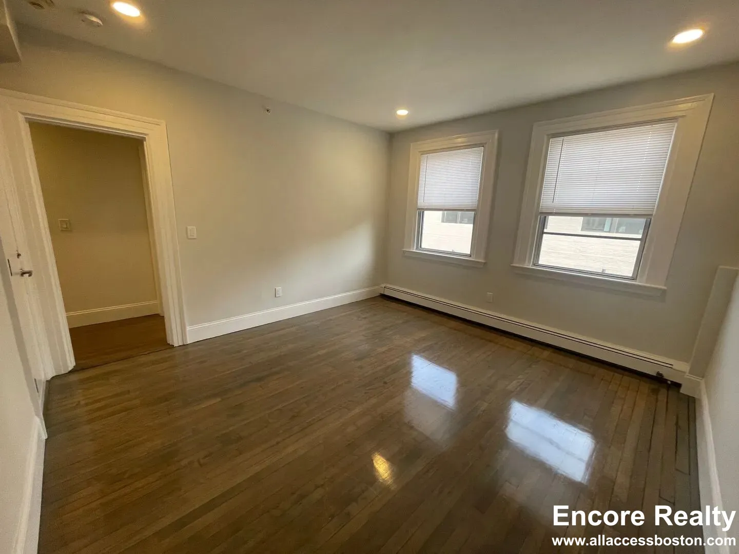 457 Centre St, Newton Corner