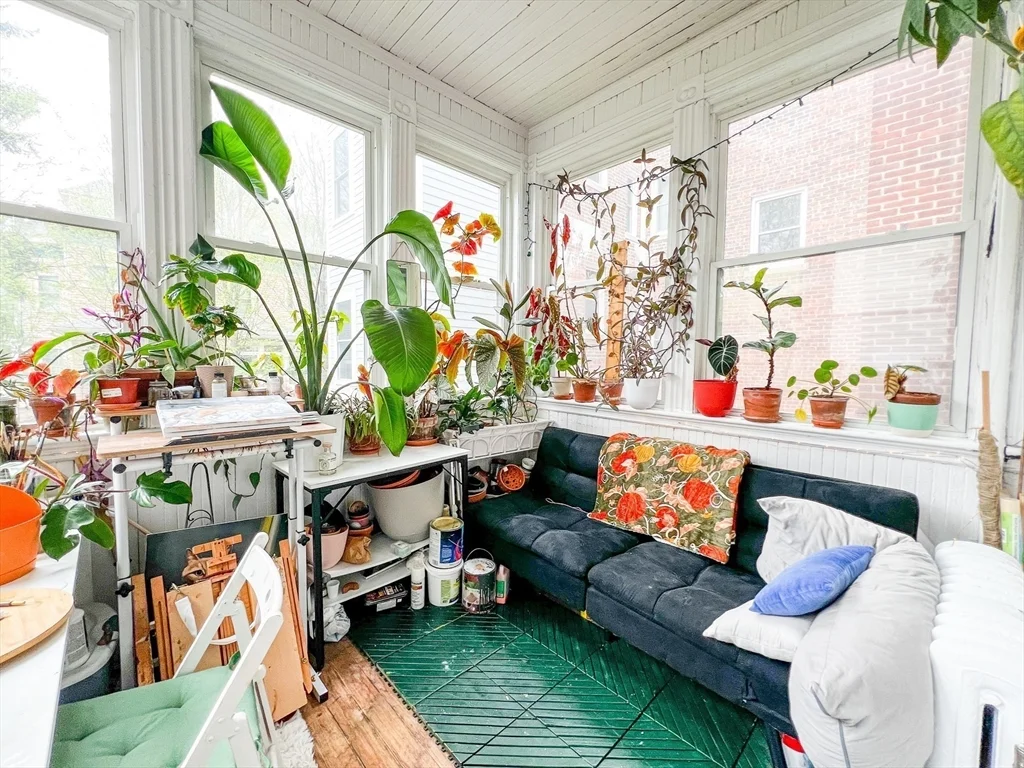 144 Coolidge St, Coolidge Corner