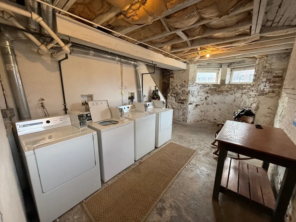 221 Shurtleff St, Chelsea