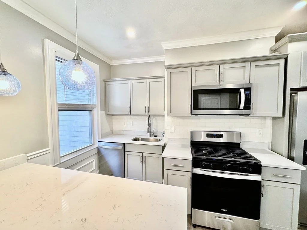 61 Gates St, South Boston