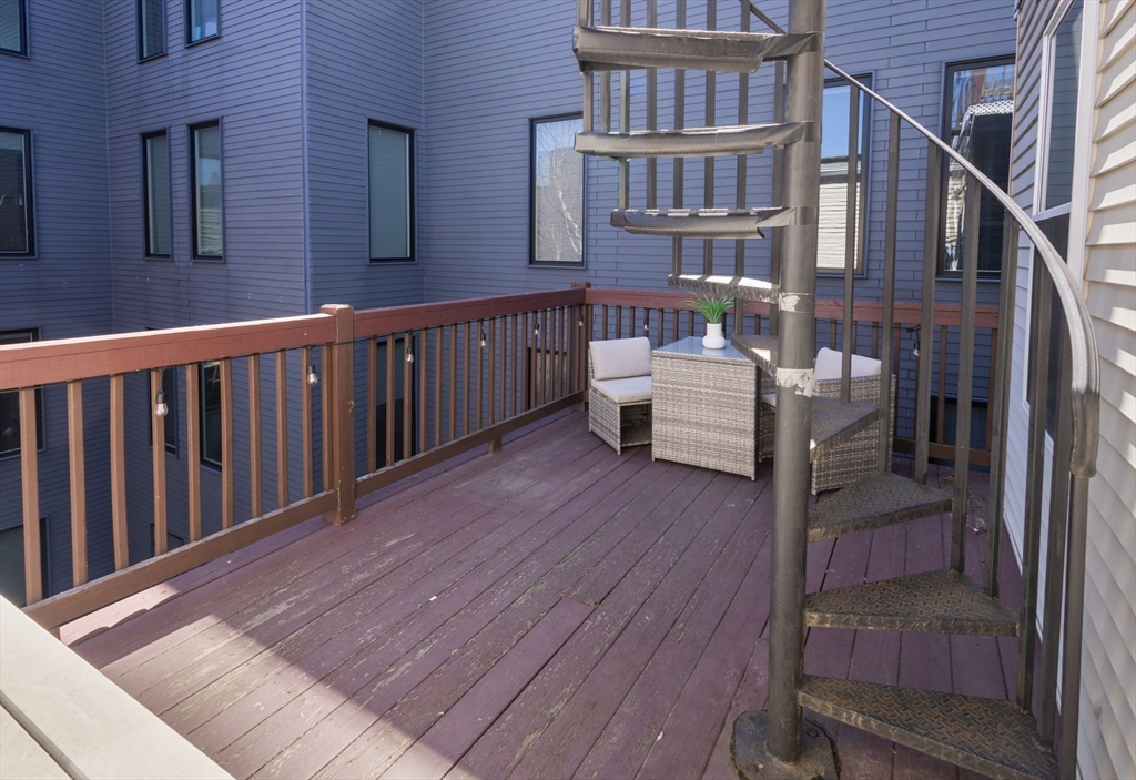 12 I St, South Boston