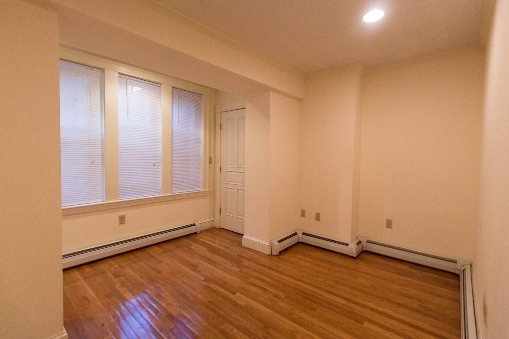 195 Commonwealth Ave, Back Bay