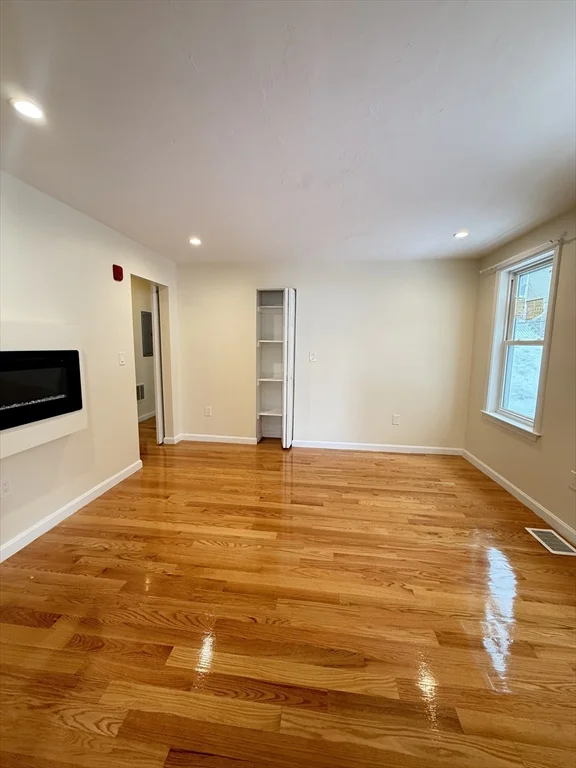 207 Harvard, Dorchester