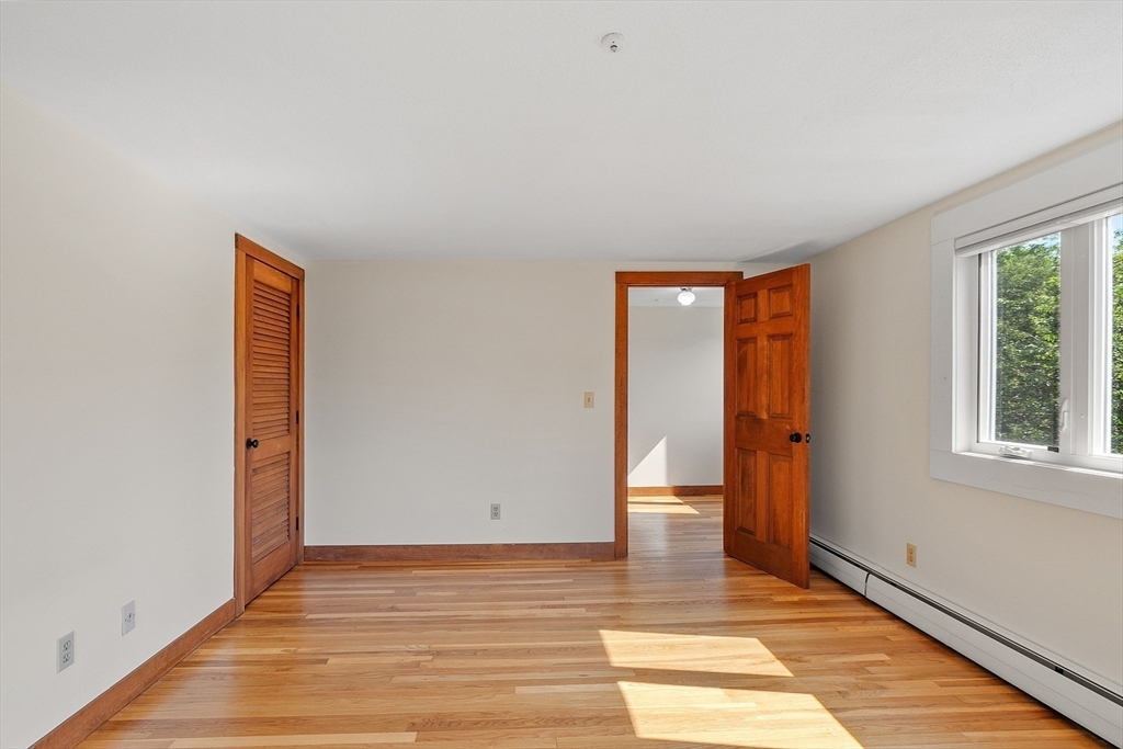 4 Lowest Ln, Rockport