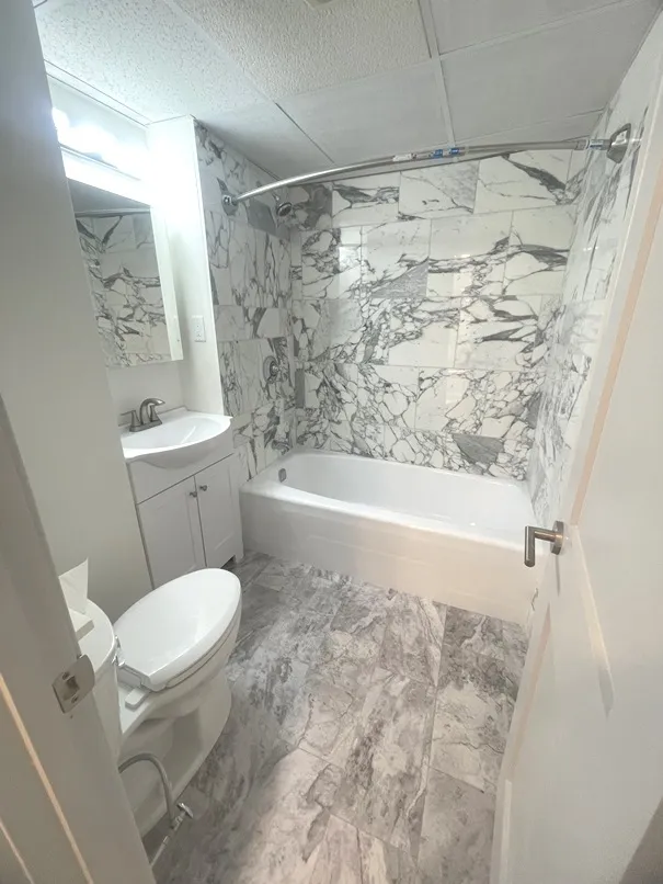 475 Commonwealth Ave, Fenway