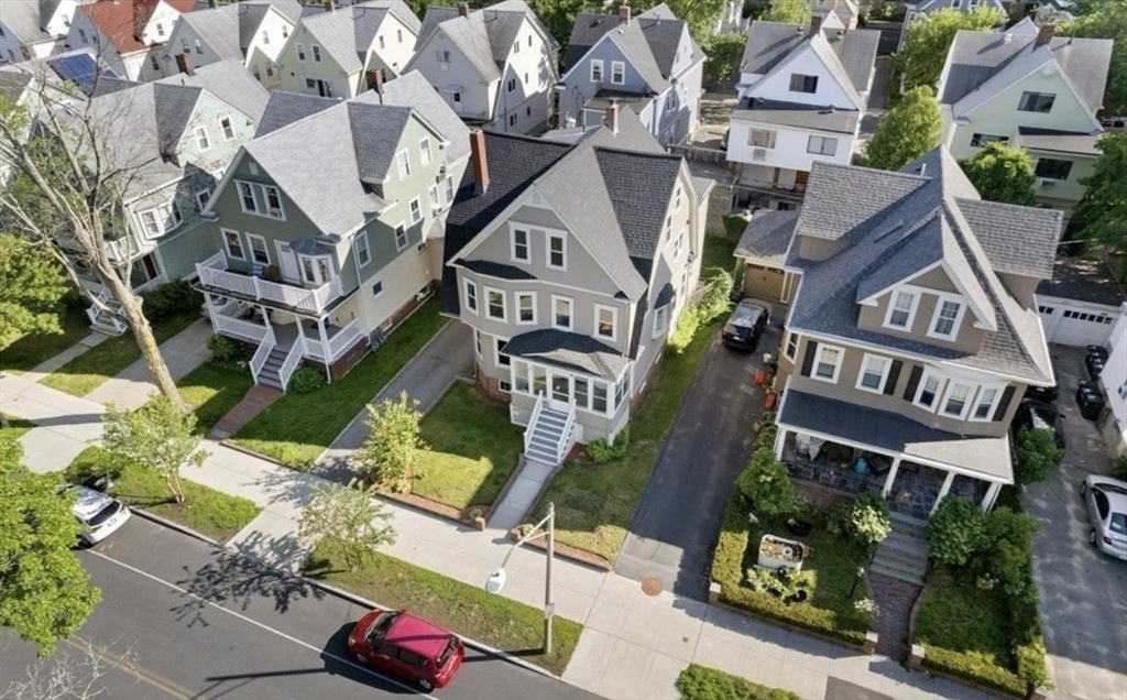 142 Powder House Boulevard, Teele Square