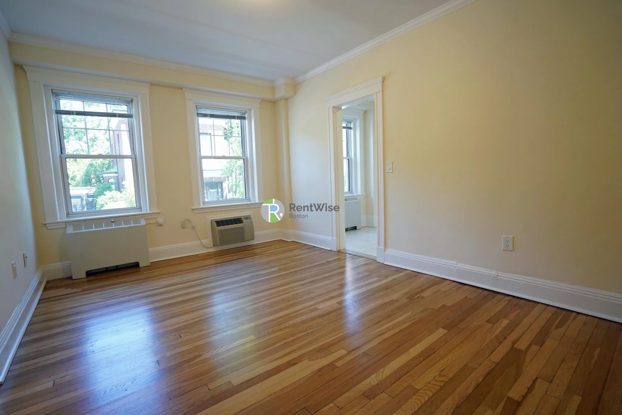 26 Chauncy St, Neighborhood Nine