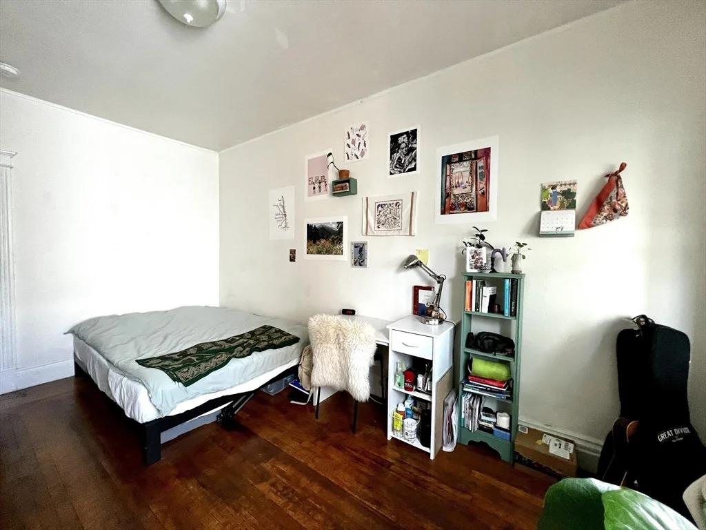 144 Coolidge St, Coolidge Corner