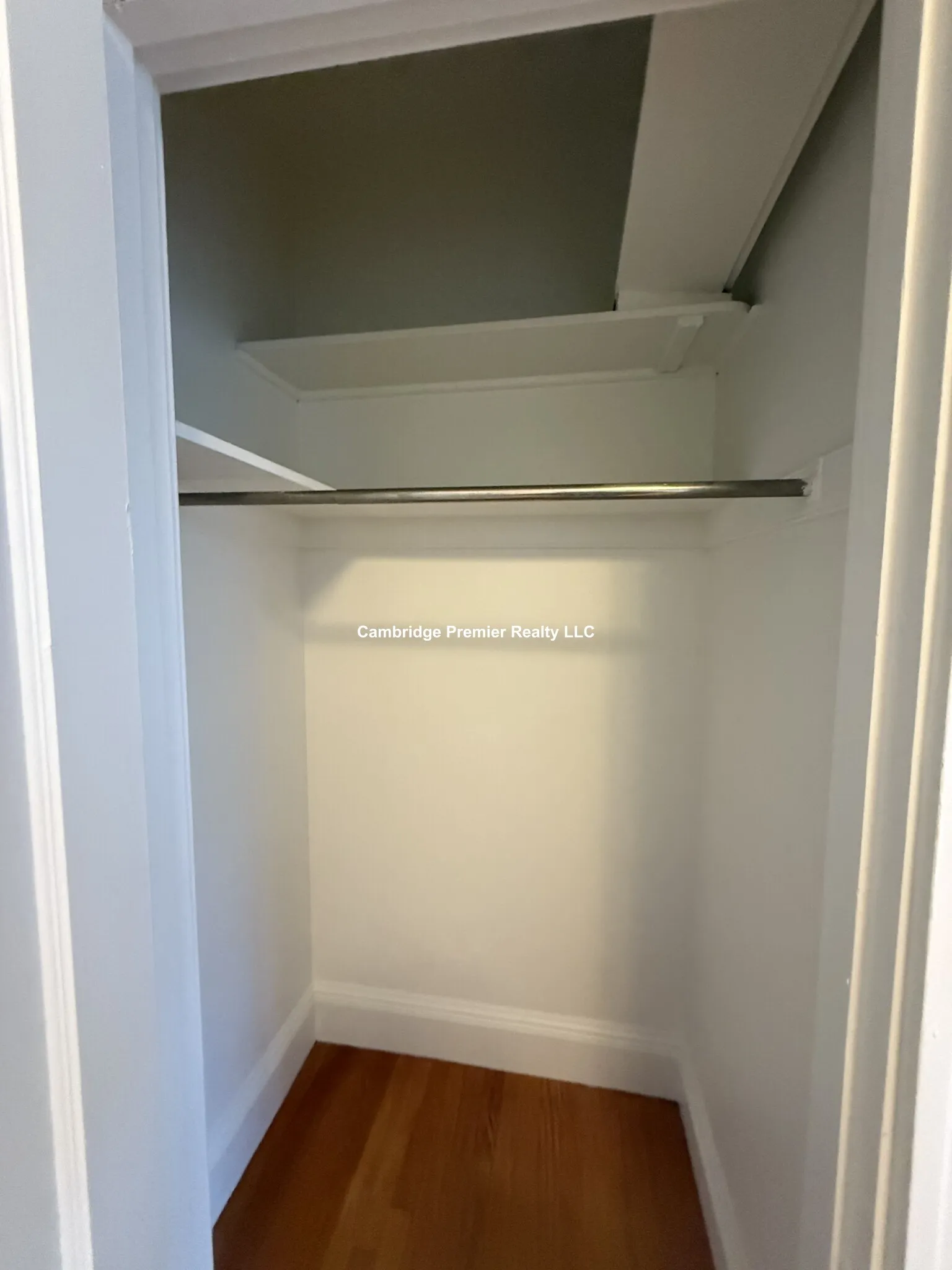 5 Concord Ave, Neighborhood Nine