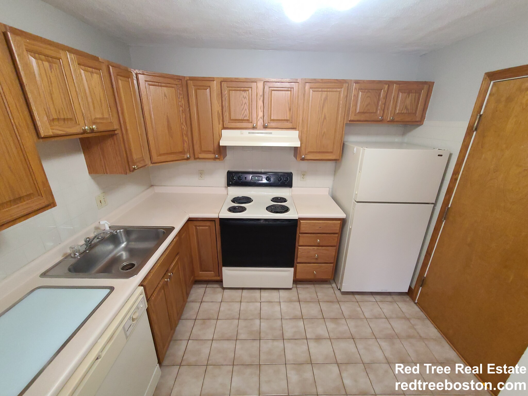 288 Grove St, Auburndale