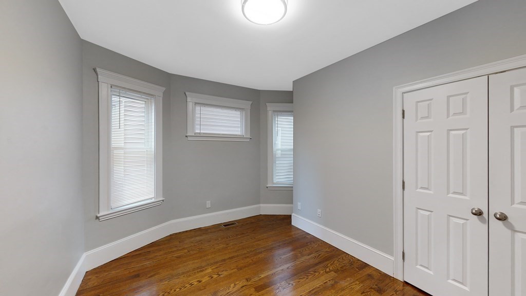 55 Mount Vernon St, Dorchester