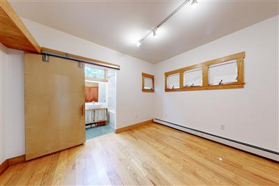 180 Columbia St, The Port