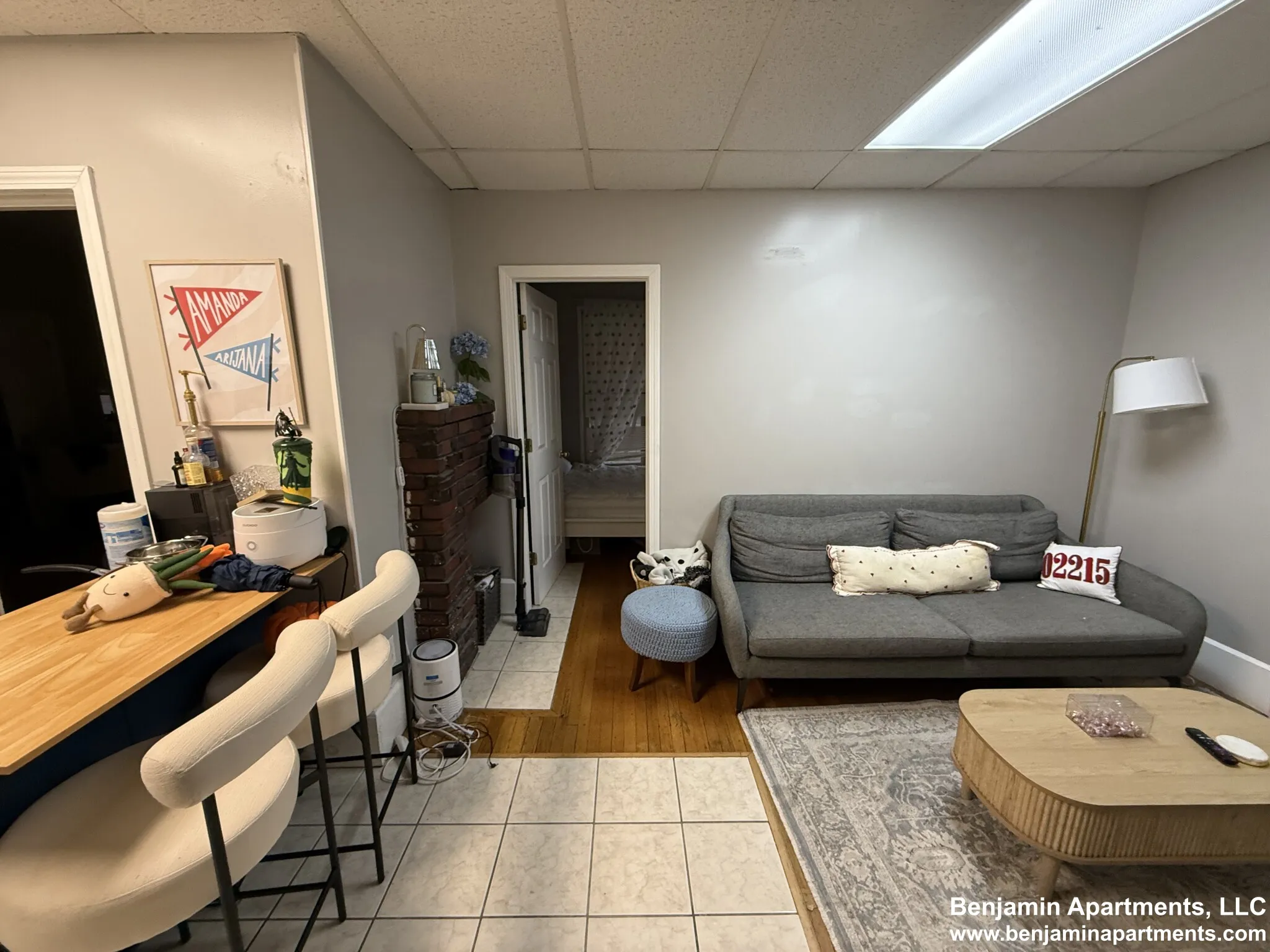 879 Beacon St, Fenway