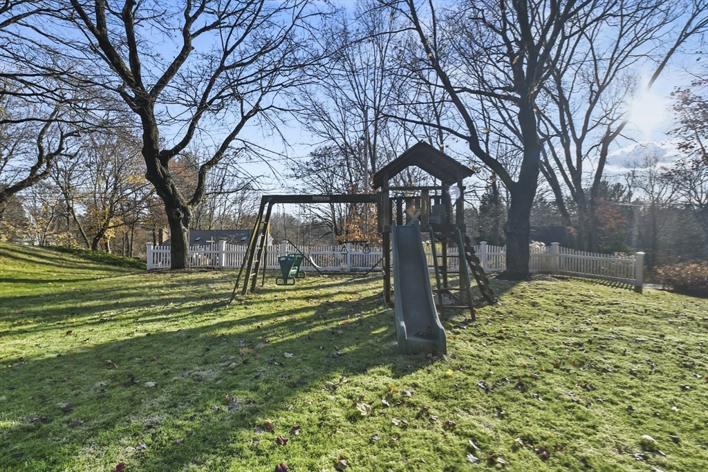 209 Curve St, Millis