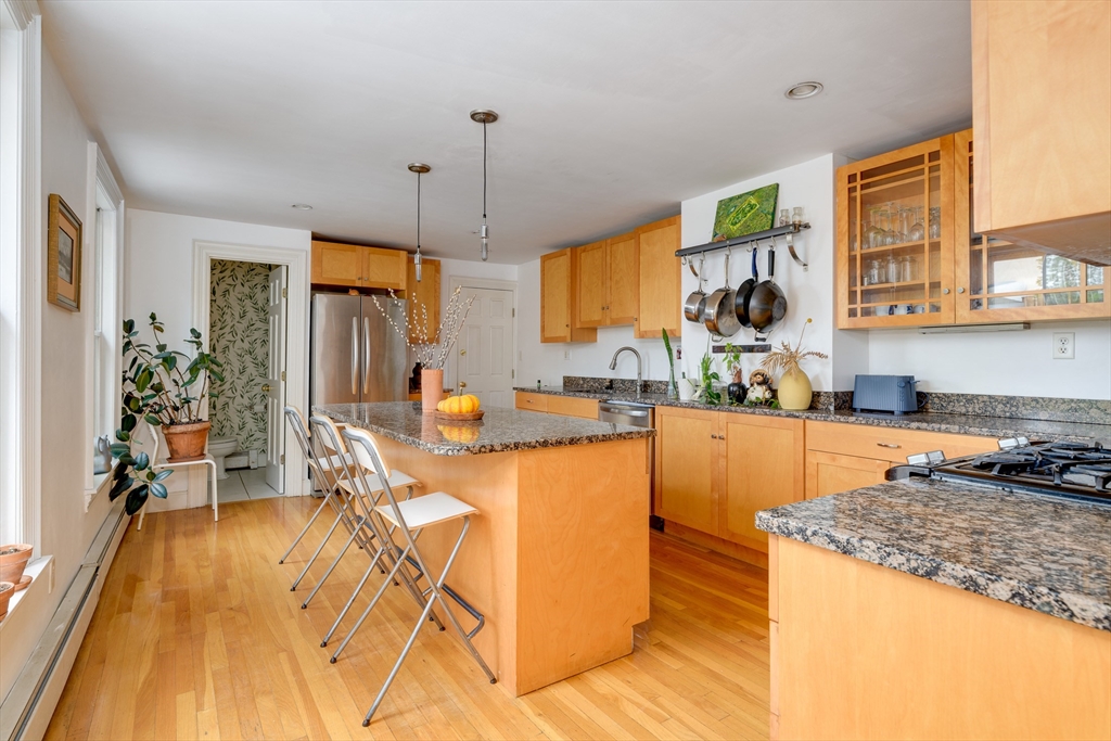 46 Bigelow St, Mid-Cambridge