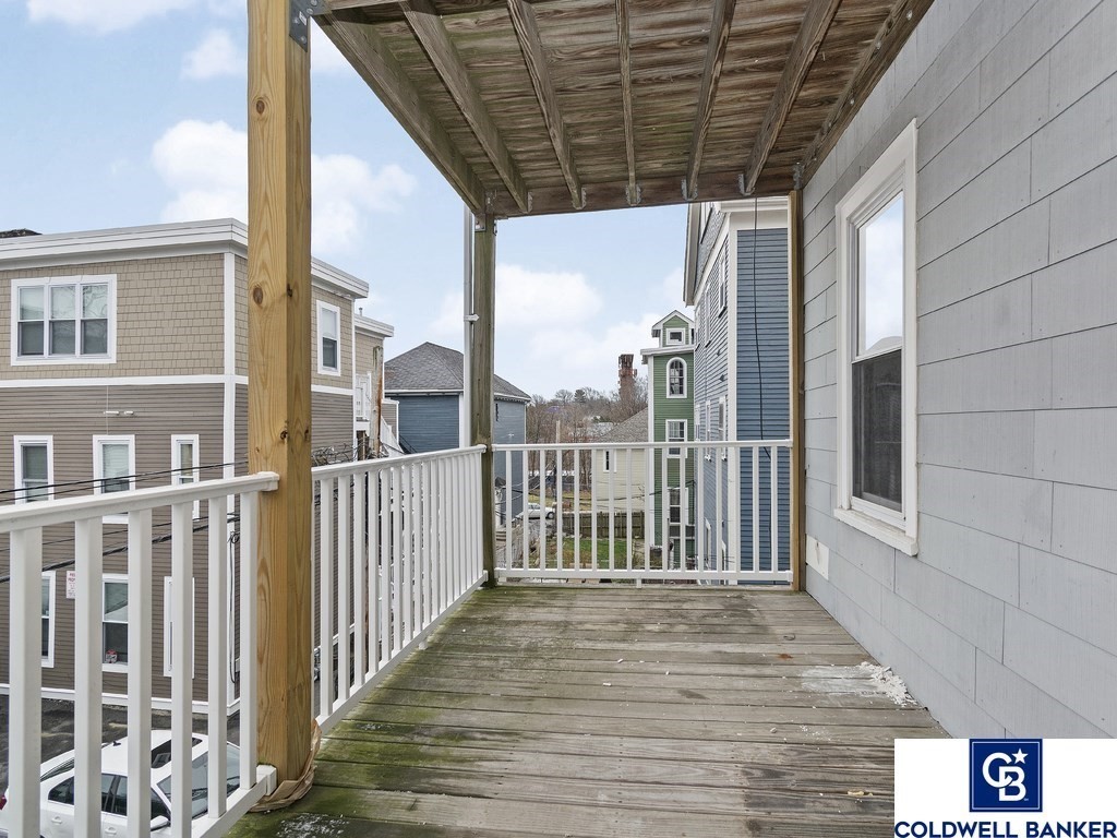 11 Hillside St, Mission Hill