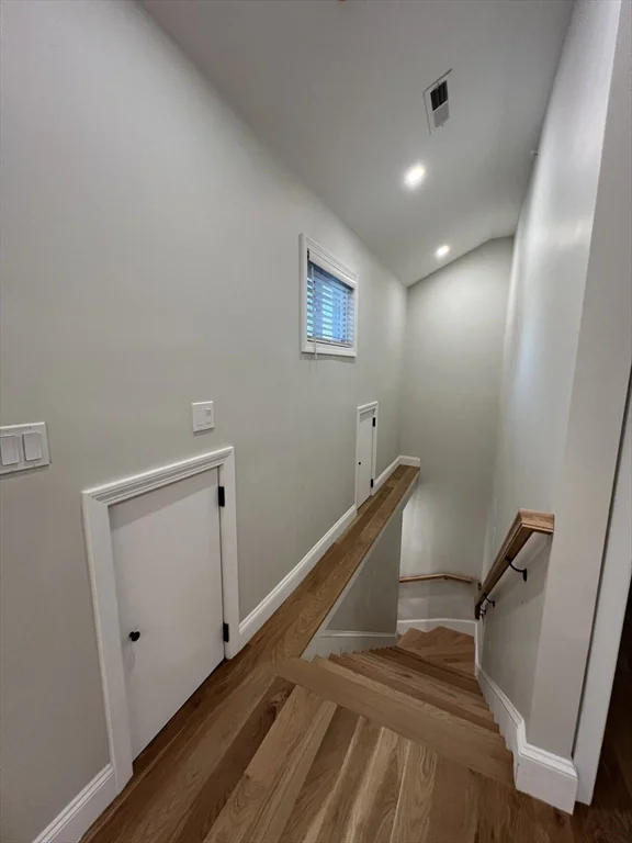 16 Harriet St, Brighton