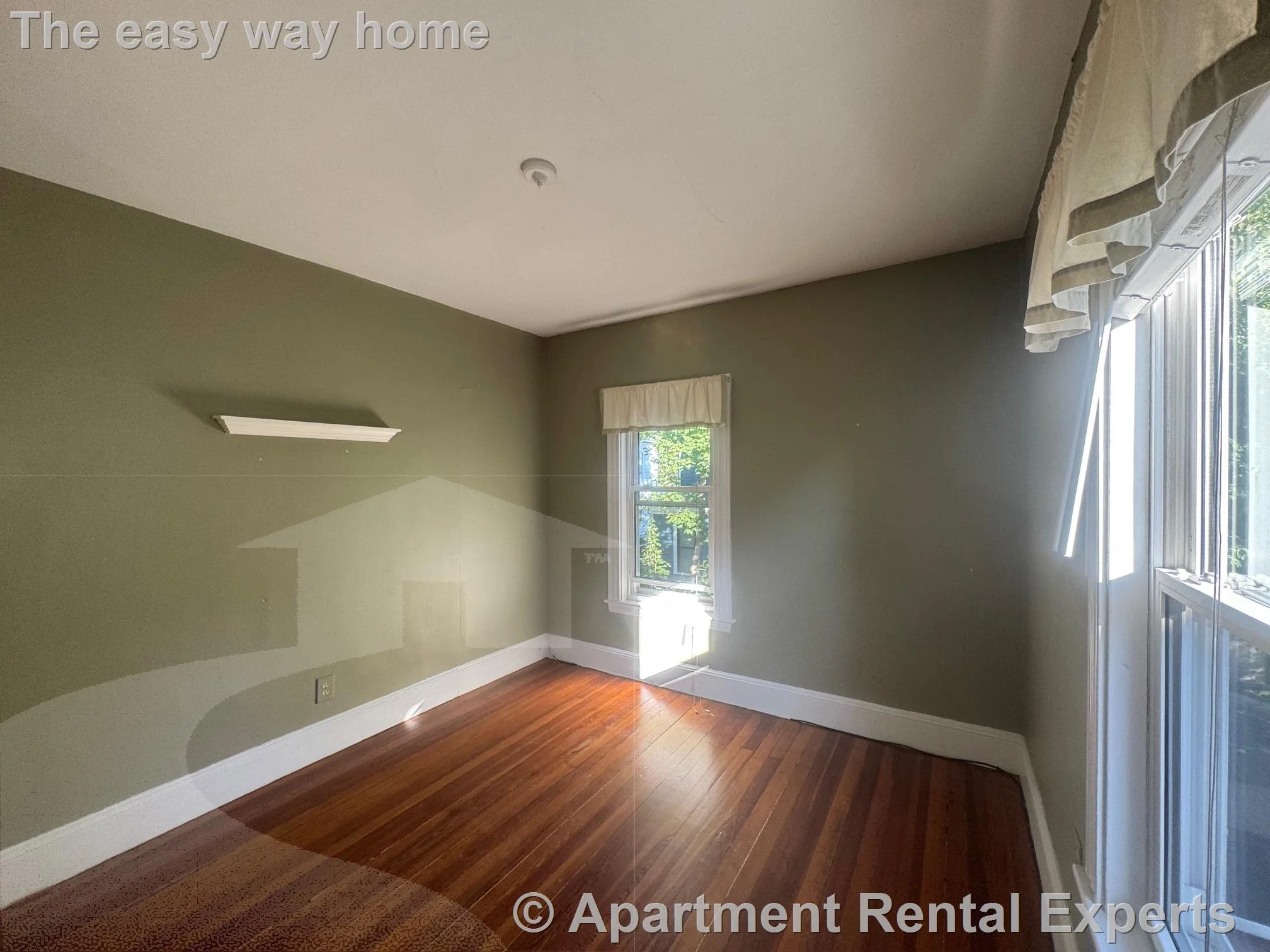 27 Josephine Ave, Davis Square