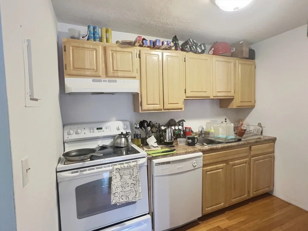 1027 Commonwealth Ave, Allston