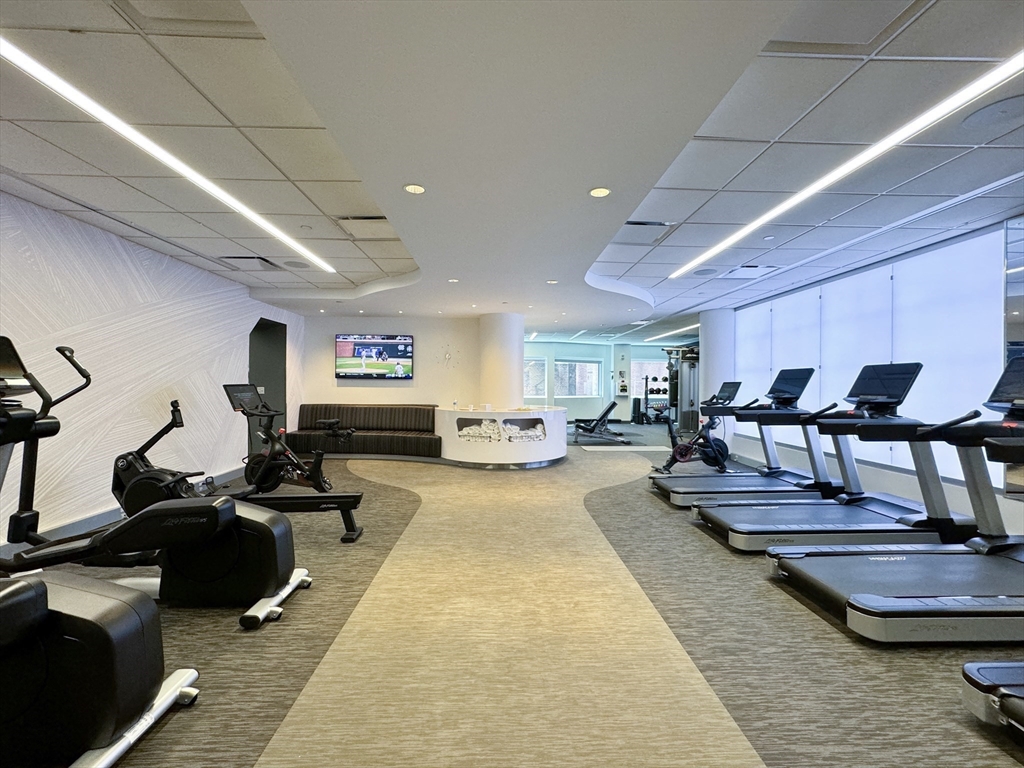 110 Stuart St, Back Bay