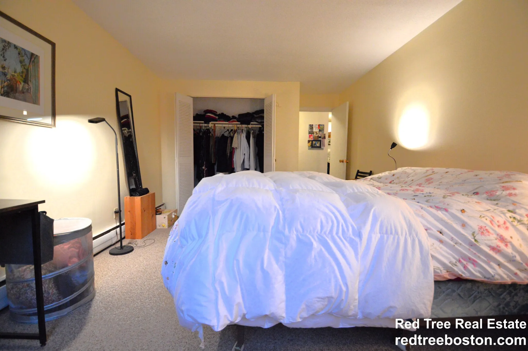 50 Green St, North Brookline