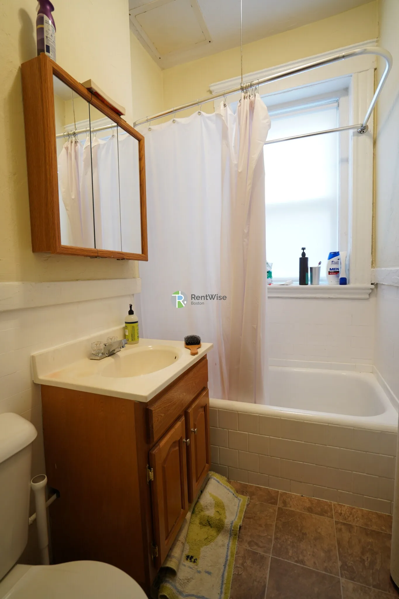 220 Kelton St, Allston