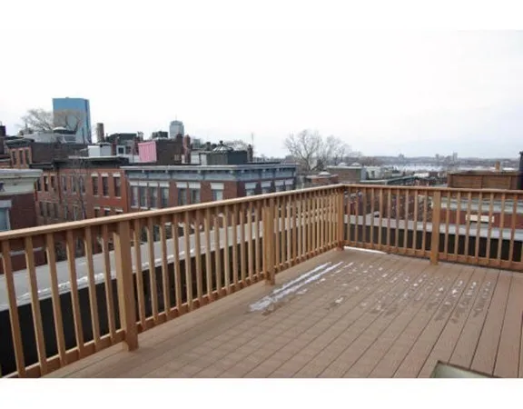 55 Phillips St, Beacon Hill