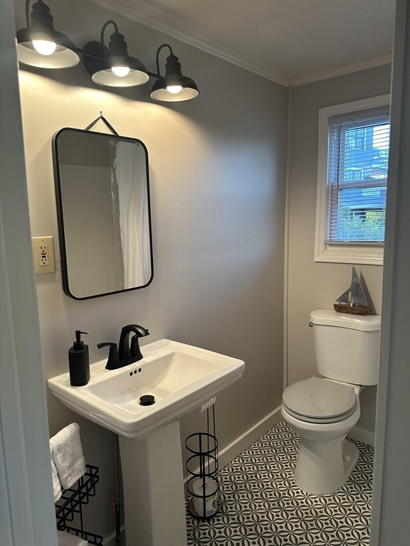 36 Old Point Rd, Plum Island