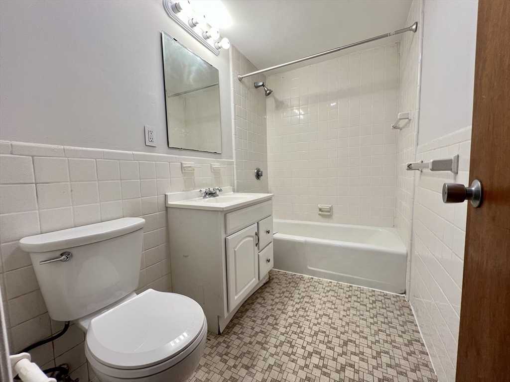 287 Harvard St, Mid Cambridge