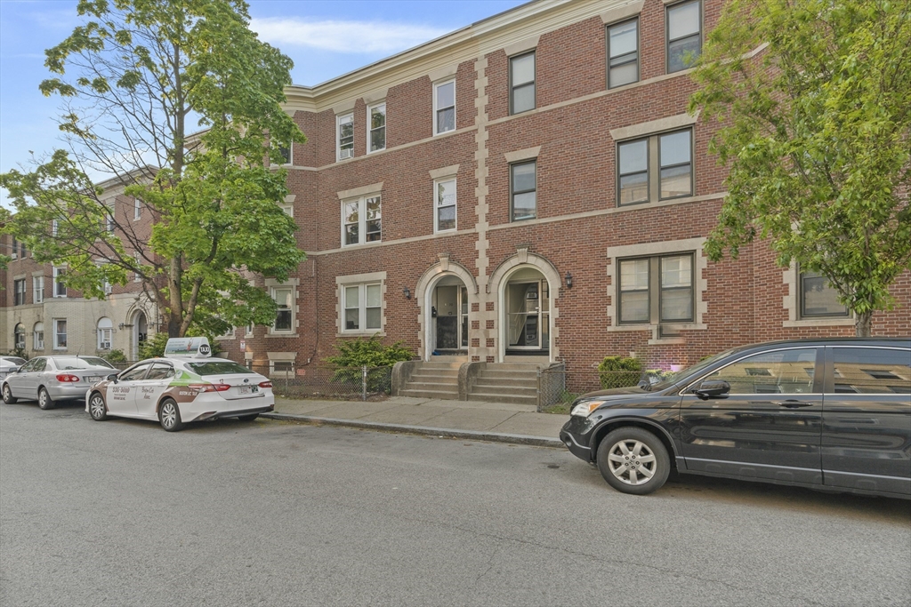 70 Empire St, Lower Allston