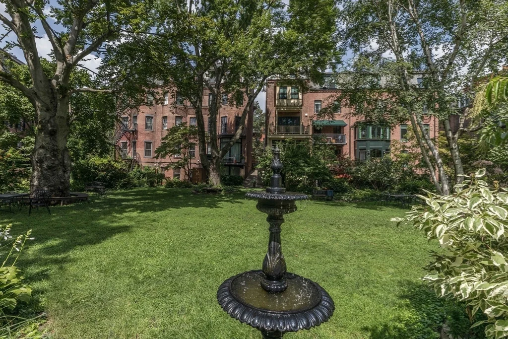 623 Tremont St, South End