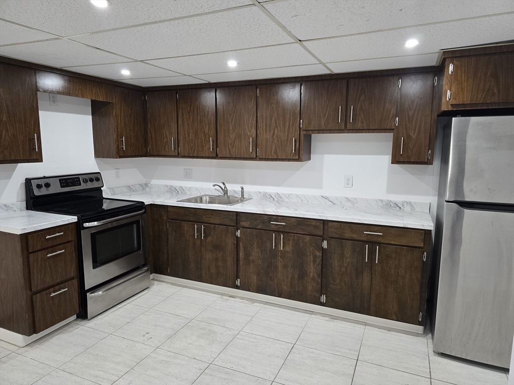 22 Conant St, Revere