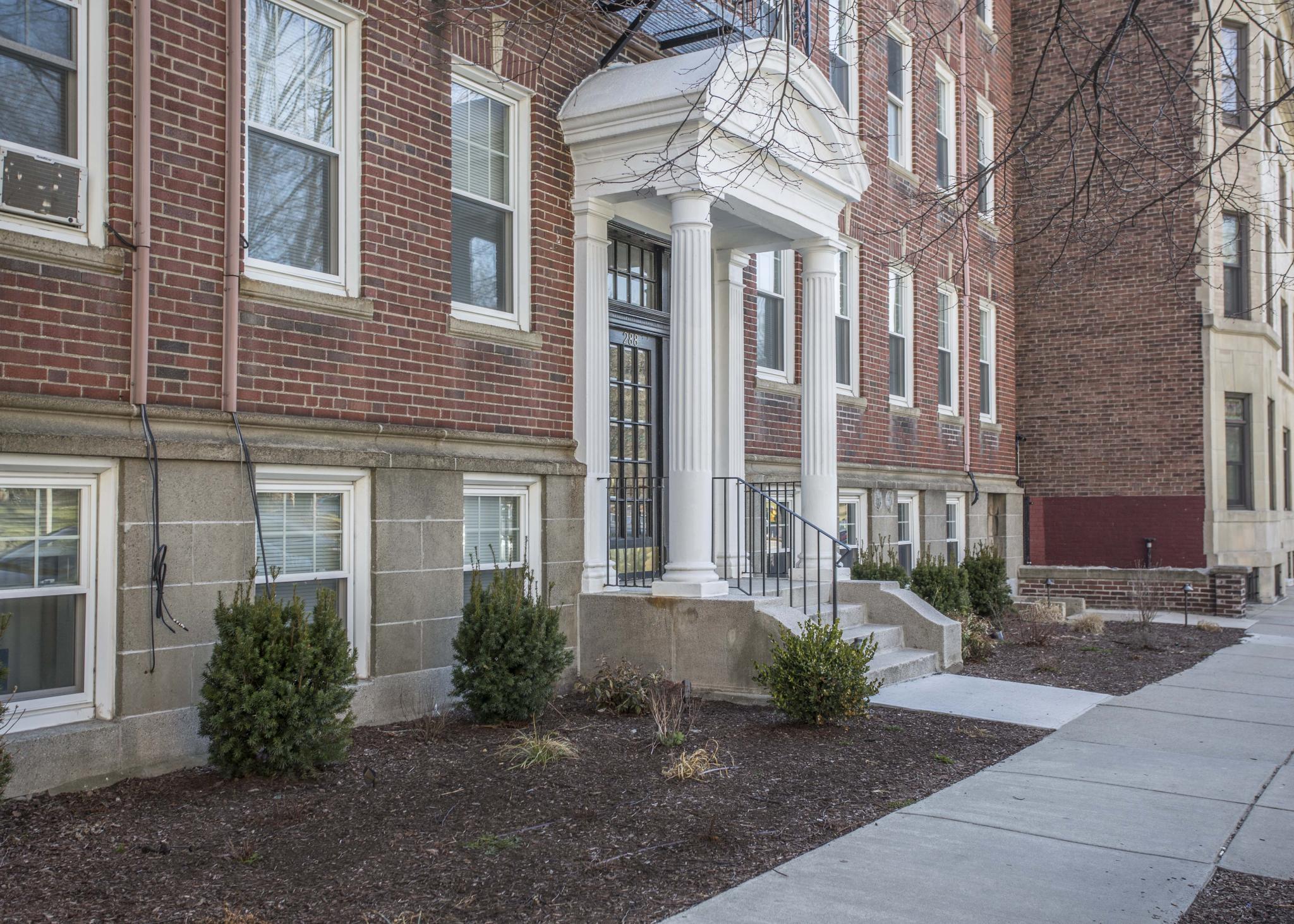 288 Chestnut Hill Ave, Brighton