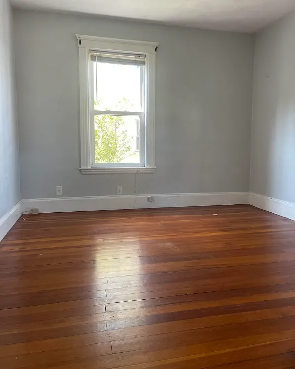 43 Orchard St, Medford