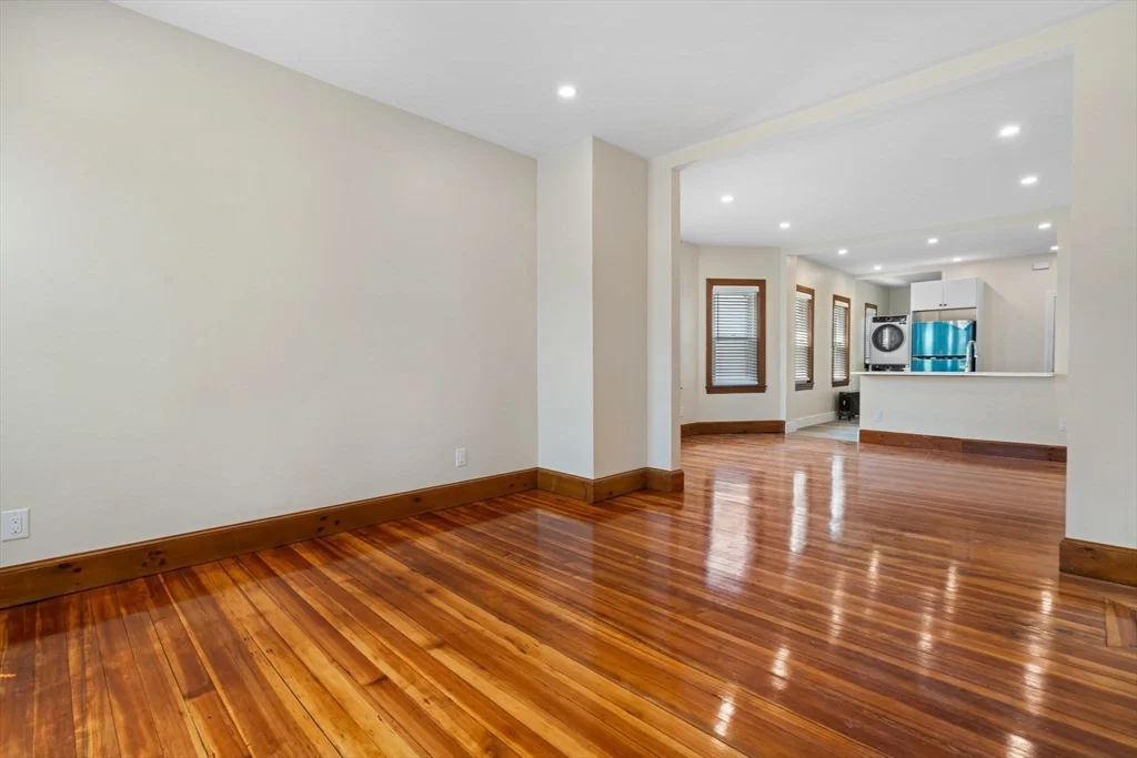 62 Vernal St, Everett