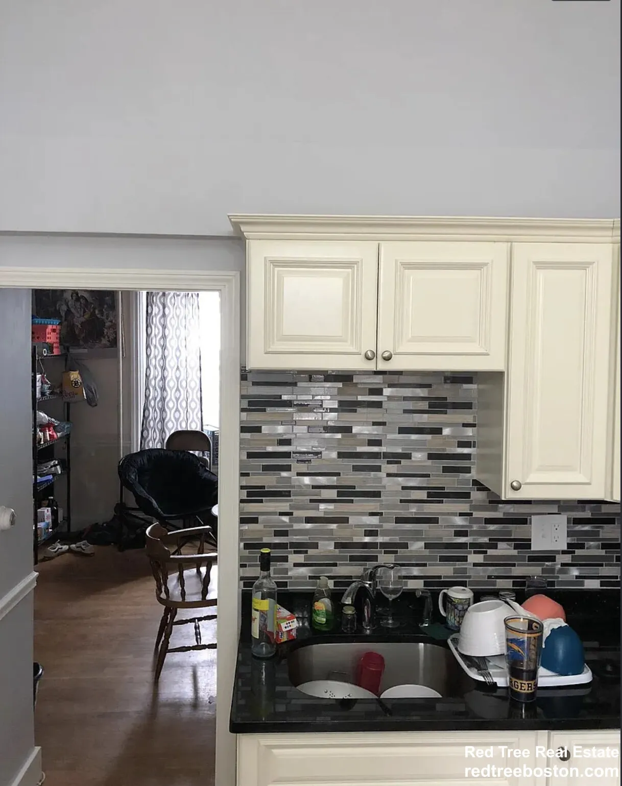 686 Parker St, Mission Hill