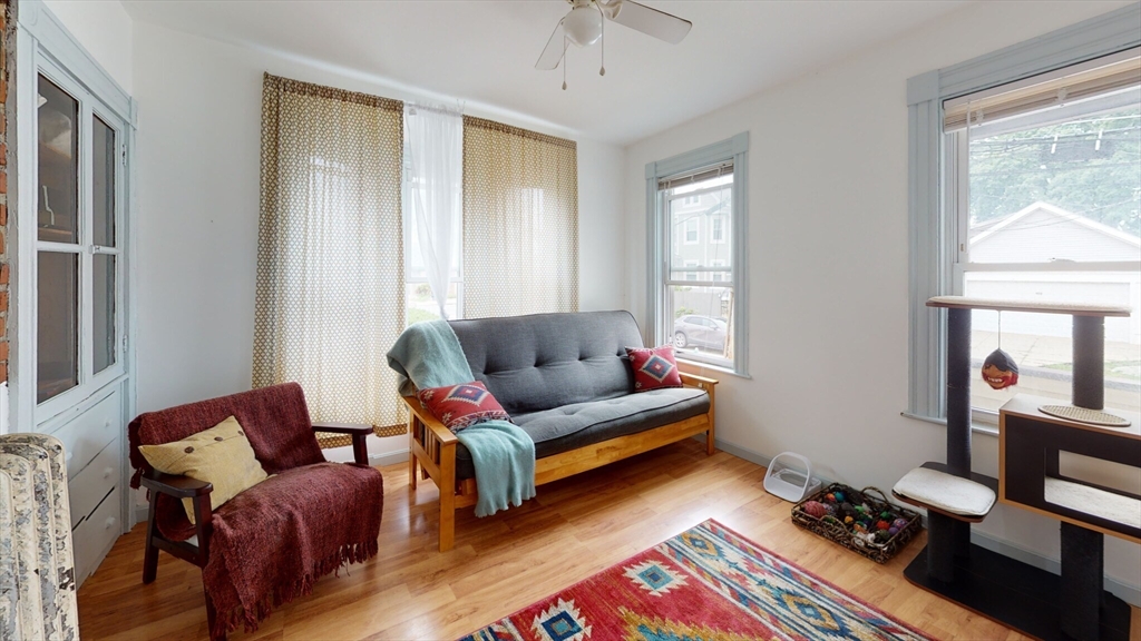 7-9 Dexter St, Waltham