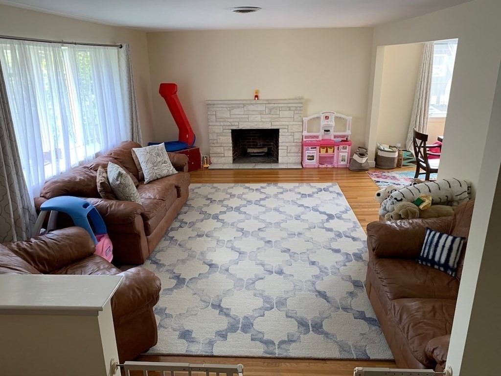 809 Central Ave, Needham