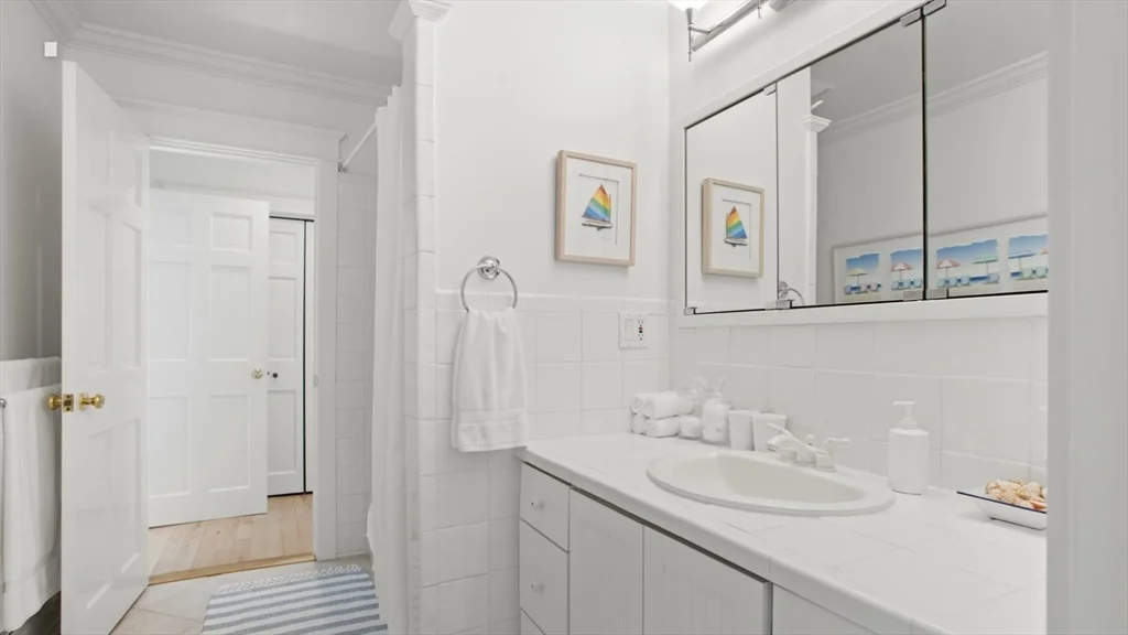 26 Old Tom Nevers, Nantucket