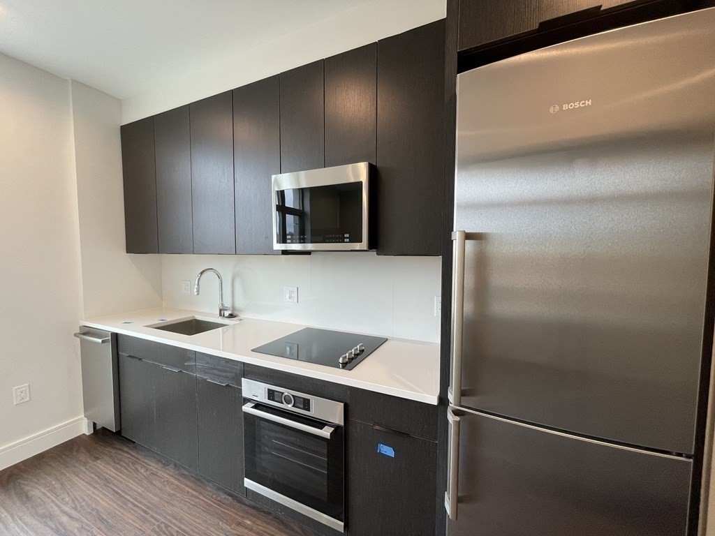 99 Sumner St, East Boston