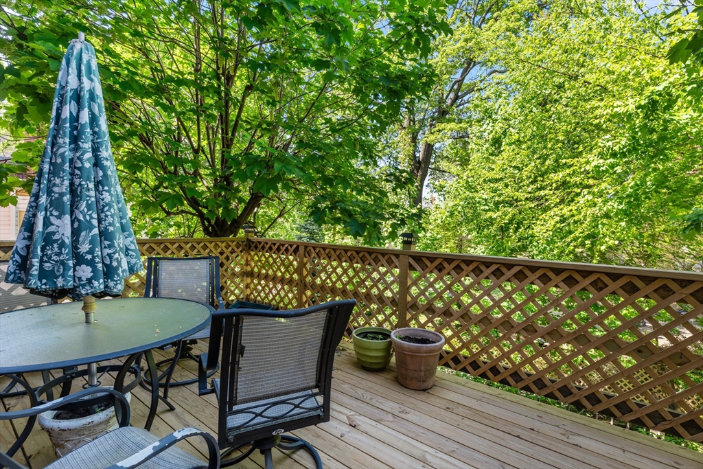 40 Perry St, Central Village