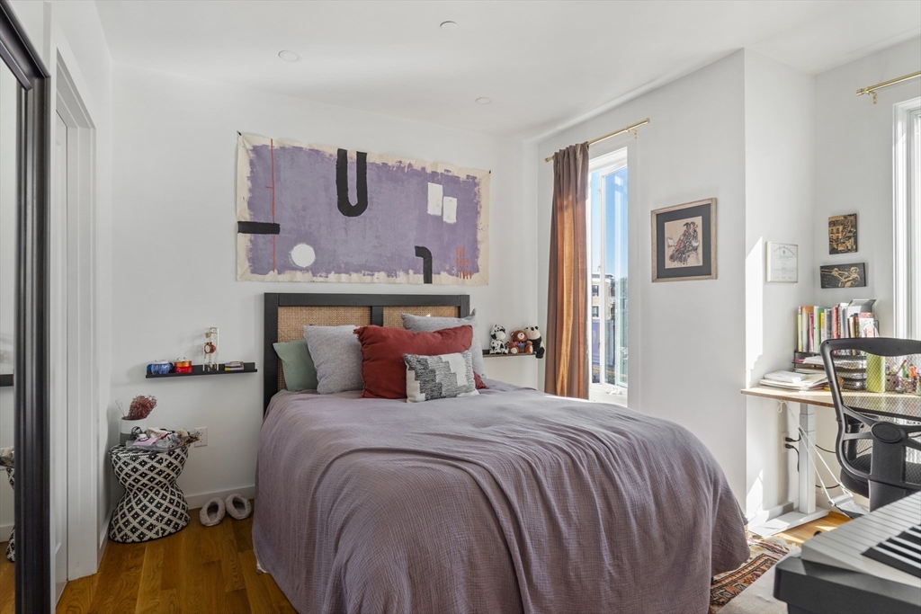 49 Rogers St, South Boston