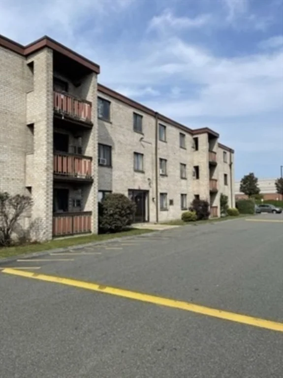 45 Mccoba St, Revere