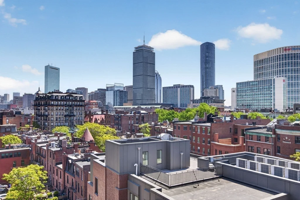 4 Charlesgate E, Back Bay