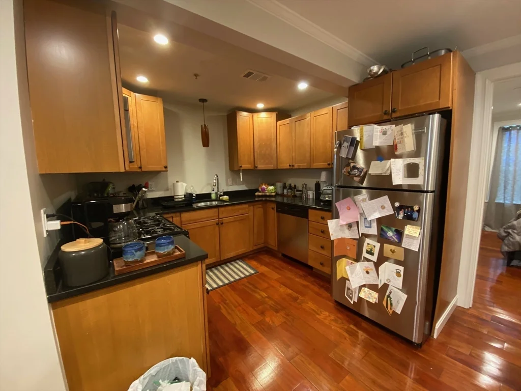 92 Pleasant St, Dorchester