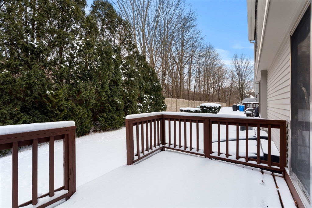 10 Carriage Ct, Merrimac