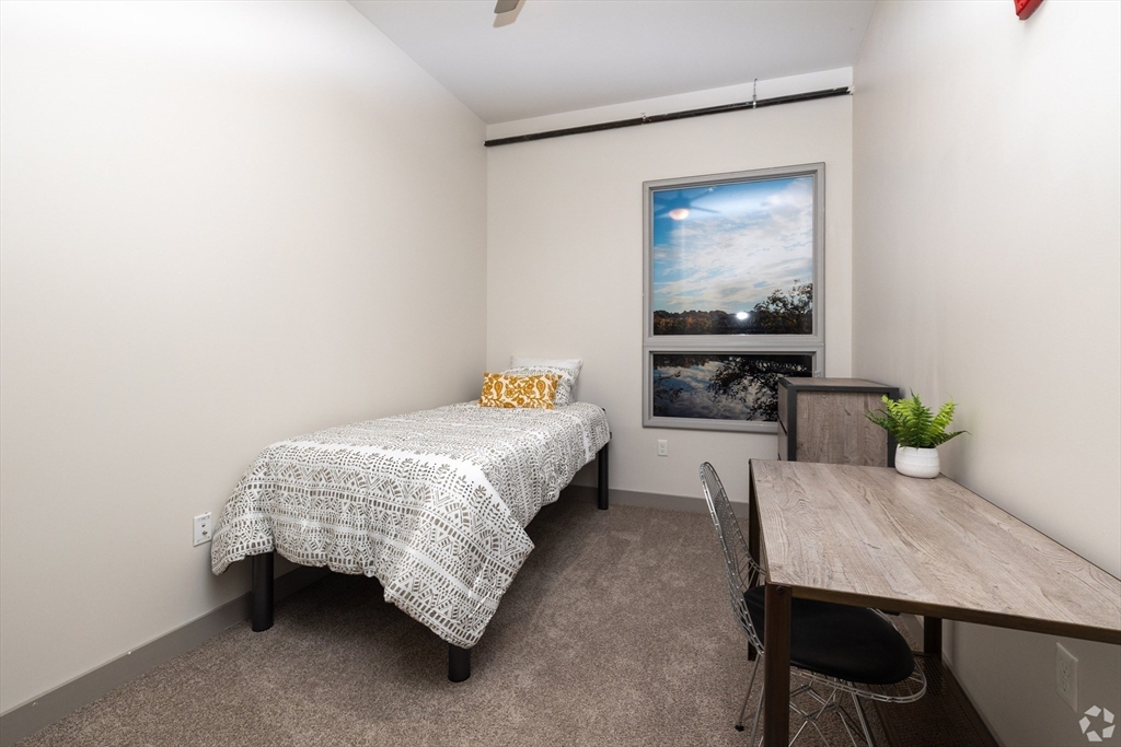 1 Merrimack Plaza, Lowell