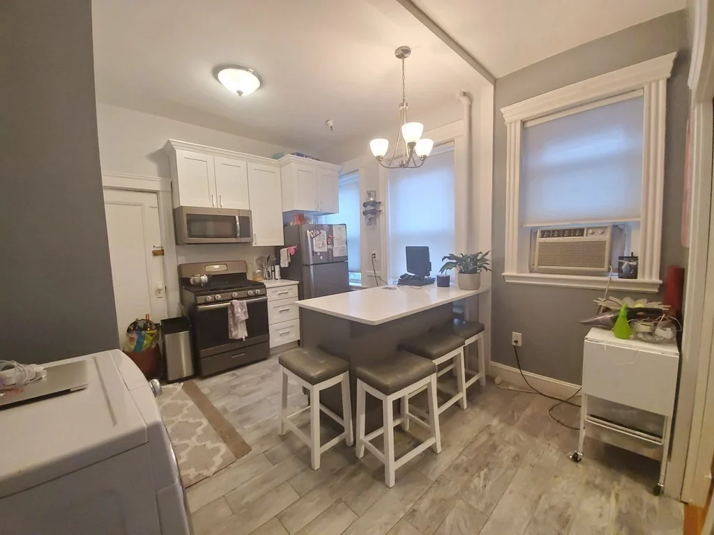 72 Strathmore Rd, Brighton