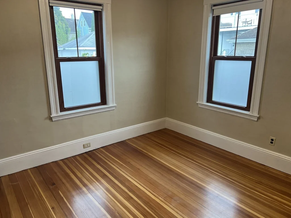 24-26 Marshall St, Medford